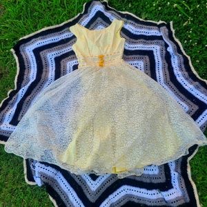 Vintage Vtg 50s 60s Hand Sewn Lace Tulle Dress